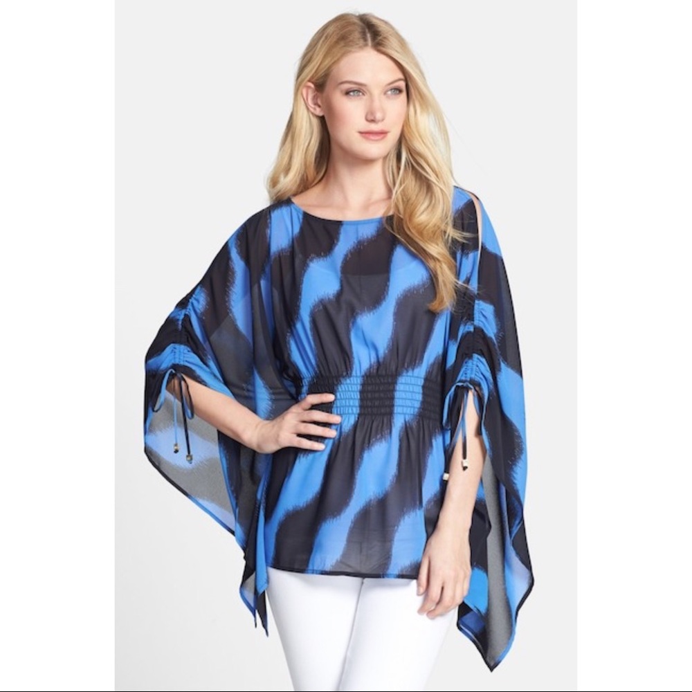 Michael Kors Cold Shoulder 💙